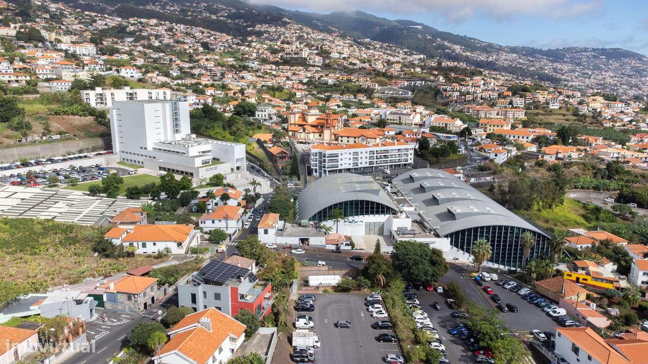 Restaurante Pronto a Funcionar – Trespasse em Santo António, Funchal-18