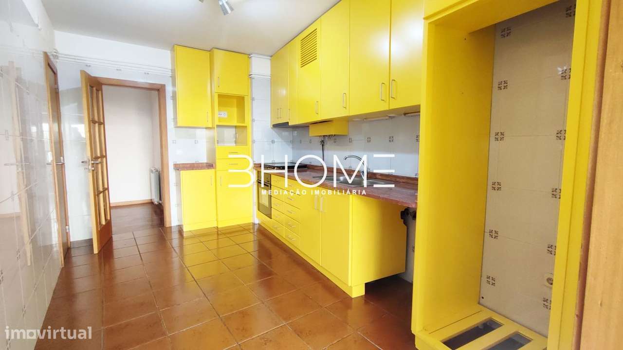 T3 com garagem em S. Vicente próximo do Centro-21