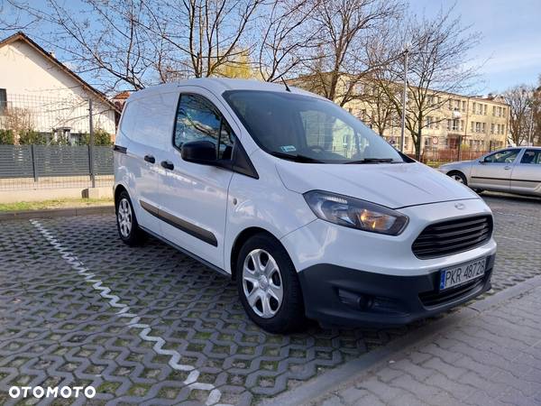 Ford Transit Courier - 3