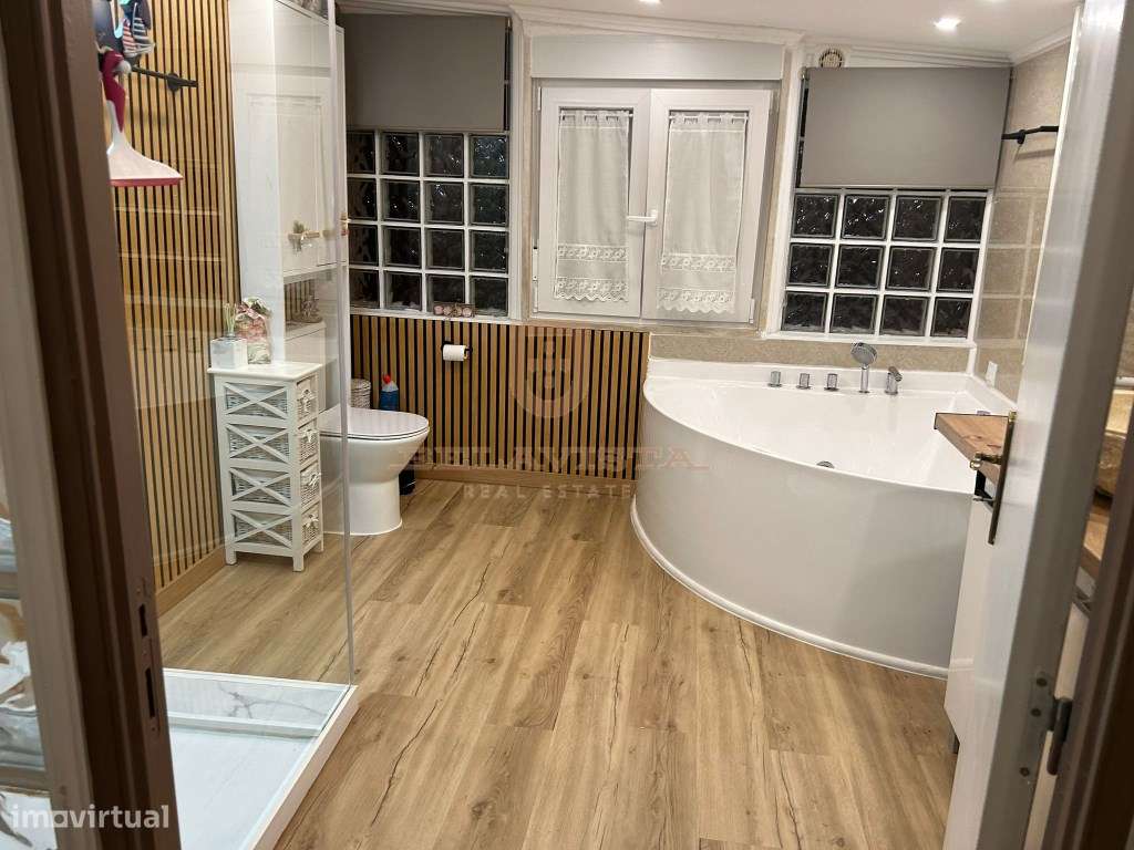 Moradia Geminada T3 renovada com luxo - Paialvo - Tomar-18