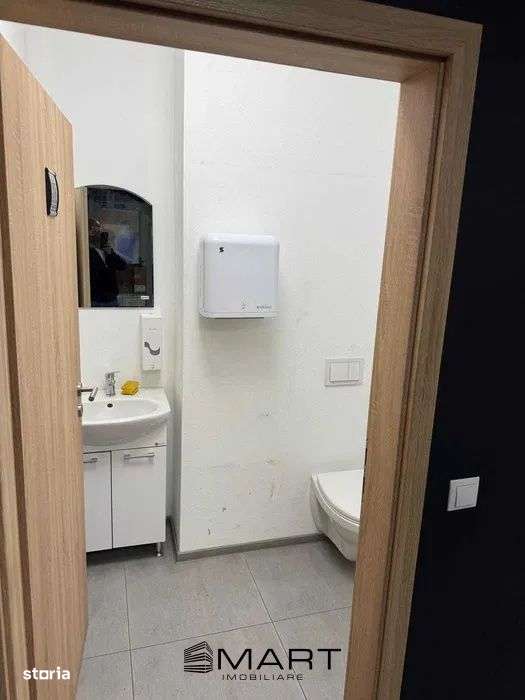 Spatiu comercial zona Stefan Cel Mare - Imagine principală: 3/4
