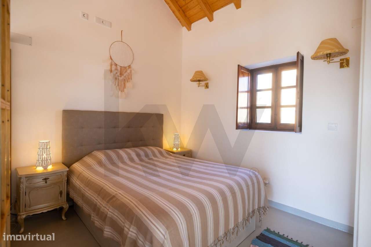 Moradia T-0 com piscina, estacionamento, Condomínio Casas Sopé da Serr-7