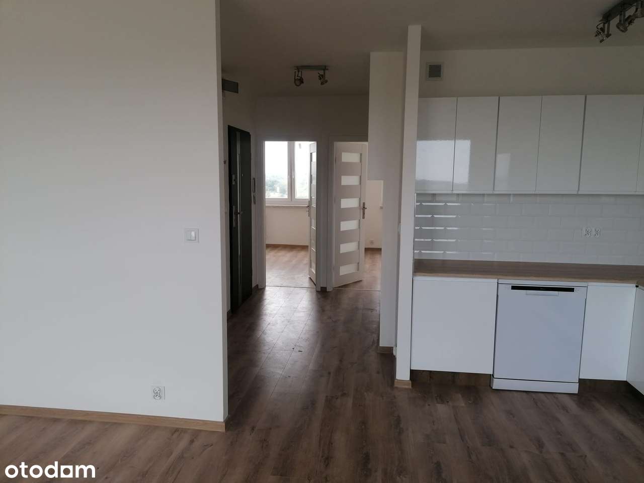 Komfortowe, nowoczesne mieszkanie 4-pok. w Radlinie - Pełny obrazek: 2/20