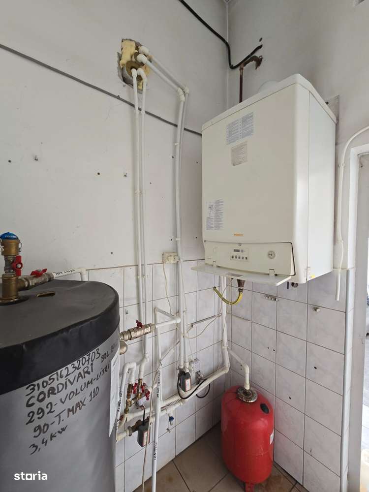 Casă,Restaurant,Cazare !-10