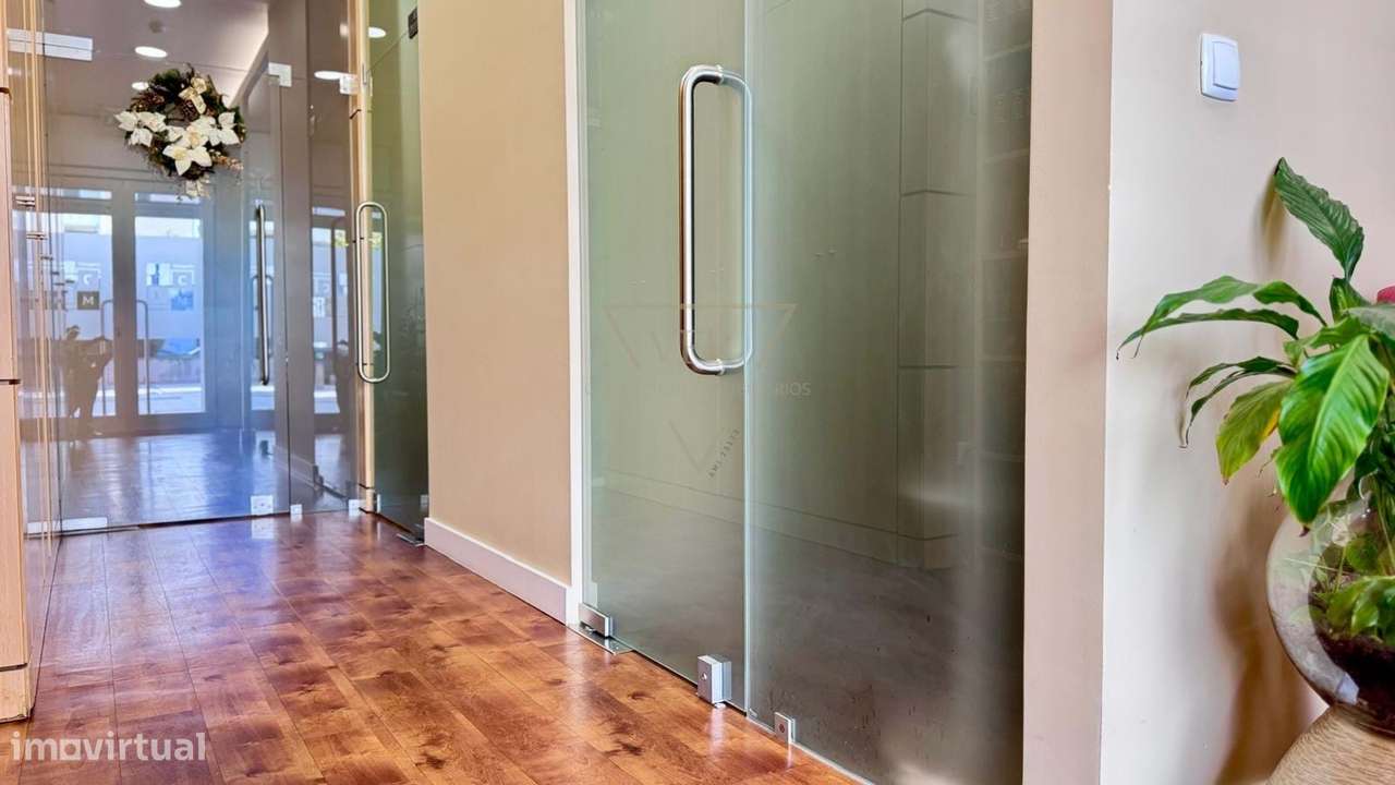 Escritório Exclusivo em Zona nobre  de Lisboa. Oportunidade no Lumiar,-16