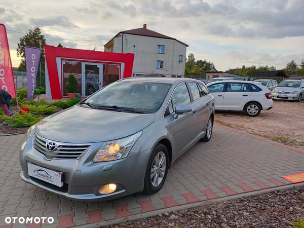 Toyota Avensis 2.0 D-4D Sol - 4