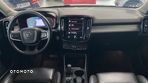 Volvo XC 40 D4 SCR AWD Momentum - 6