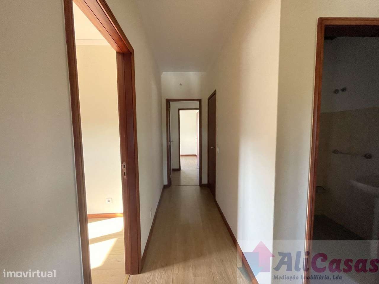 Excelente T3 Tipo Andar-Moradia No 2º e Último piso-24