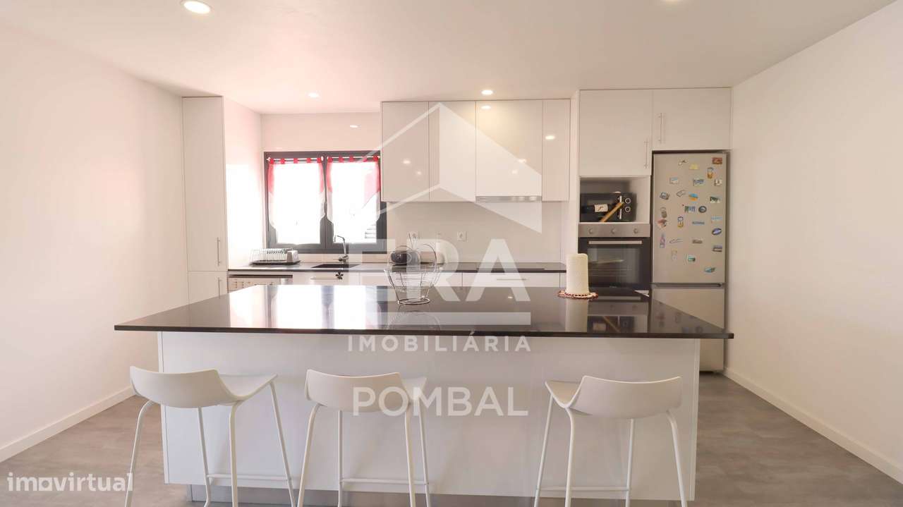 Moradia T3 renovada, Freixianda-10