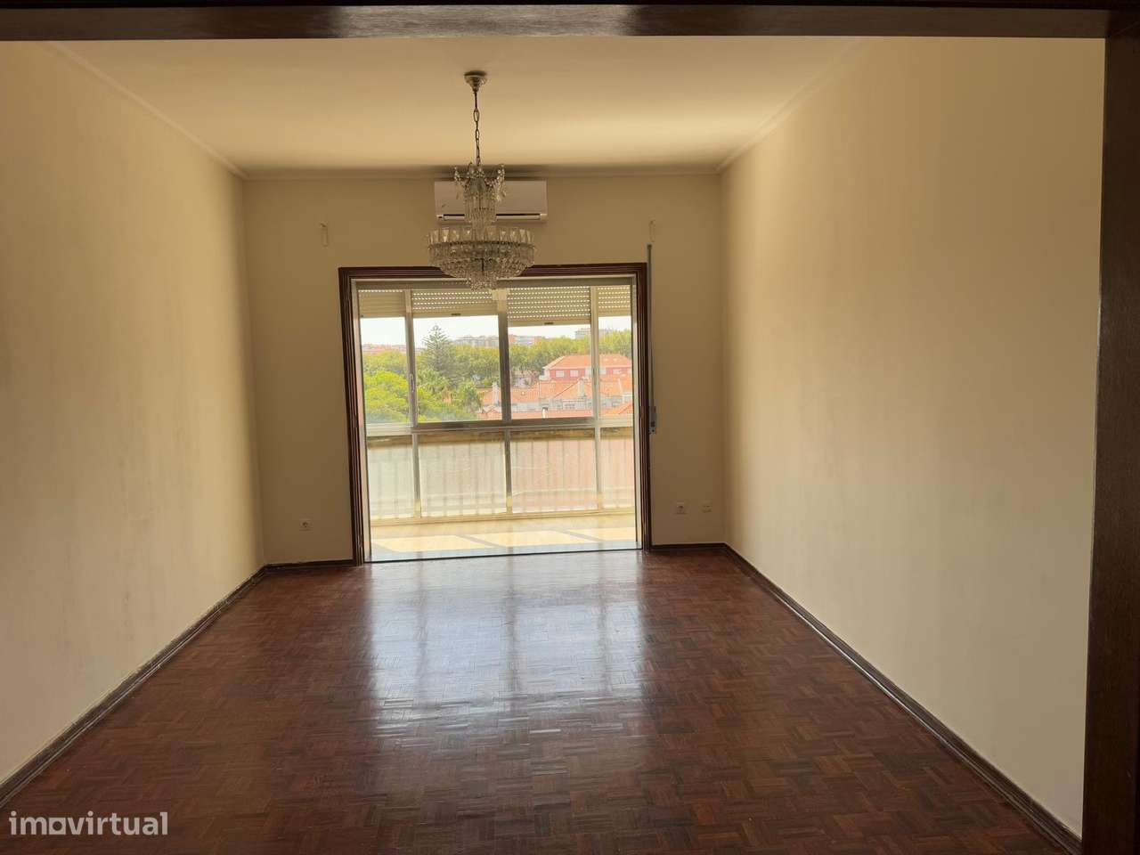 Apartamento T3 com varanda, ar condicionado e excelente localização - Grande imagem: 5/18