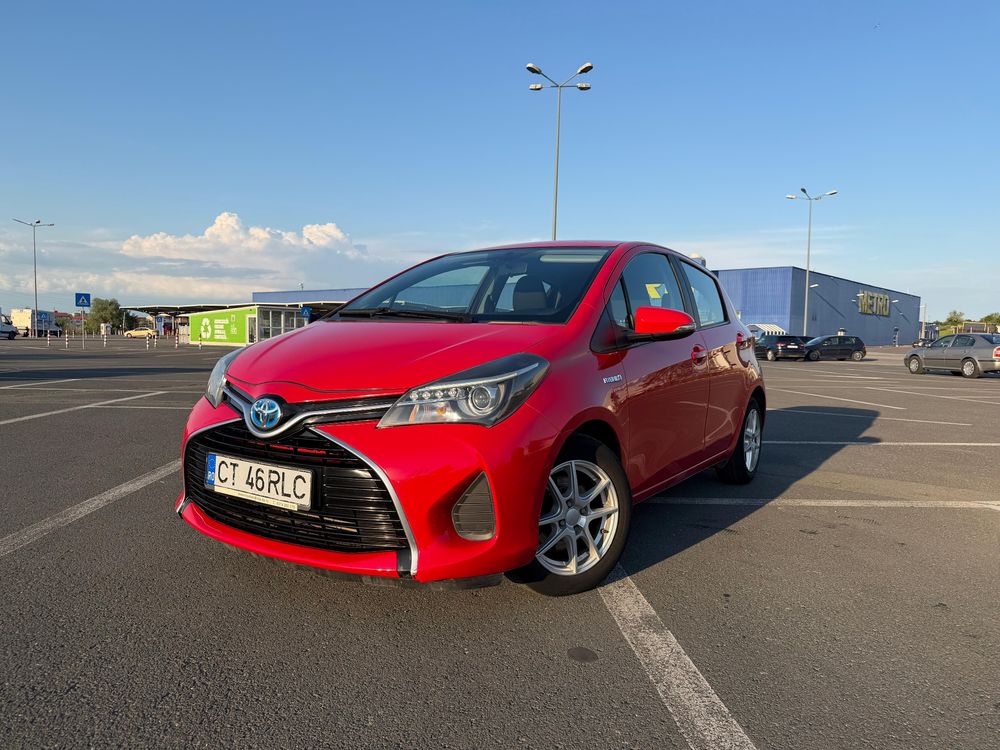 Toyota Yaris 1.5 VVT-i HSD Luna 2015