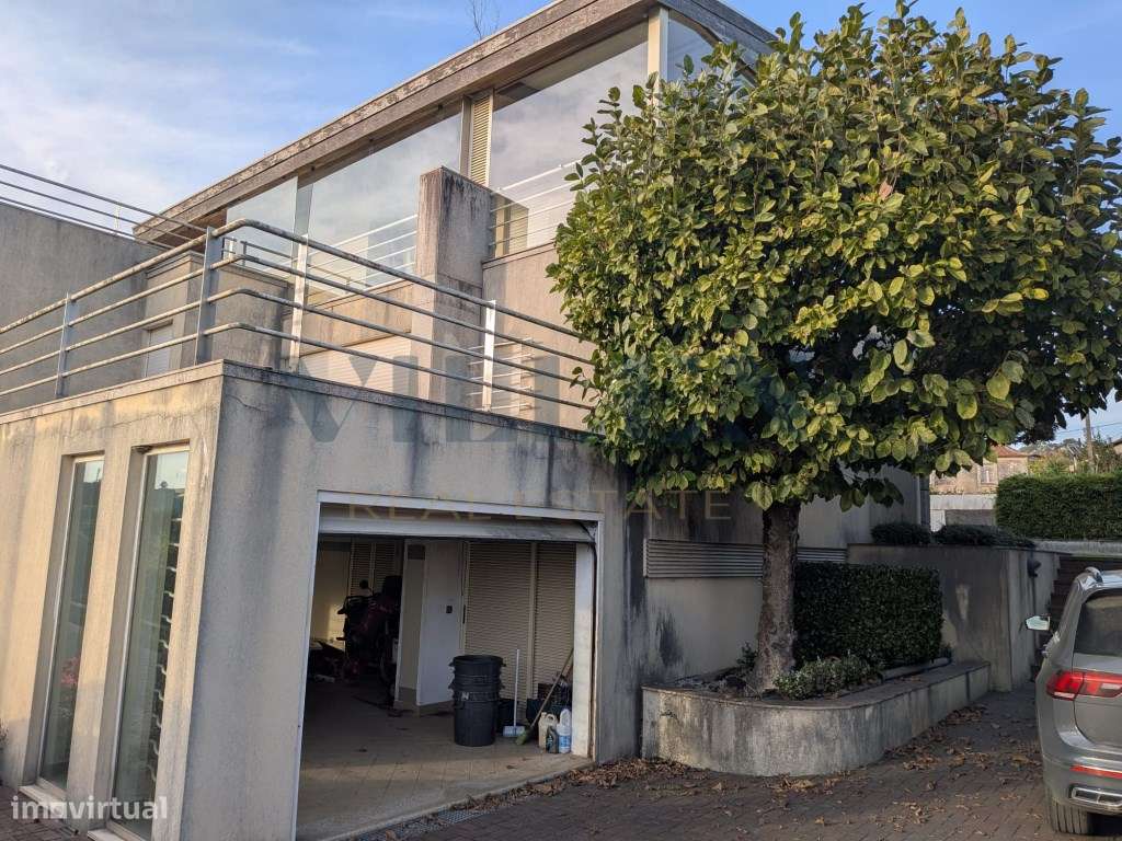 Moradia T5 de Luxo em São Romão do Coronado-54