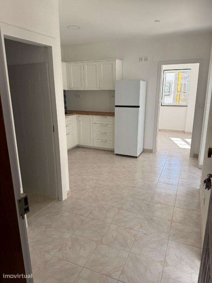 Arrenda-se T1 remodelado e central em Alcochete - Grande imagem: 4/4