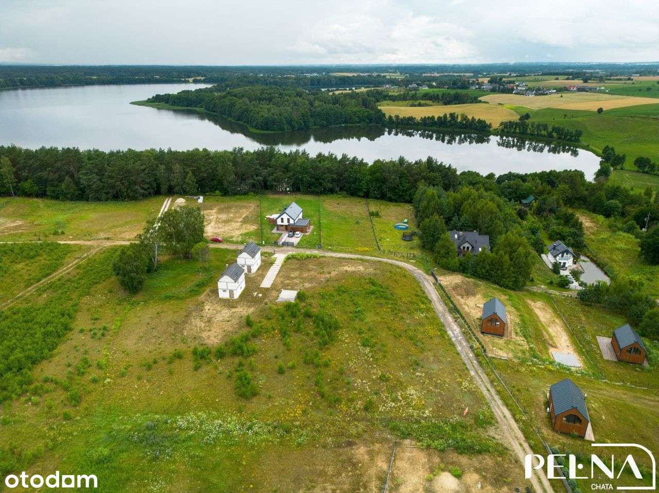 Działka rekreacyjna nad jeziorem koło Kościerzyny-0