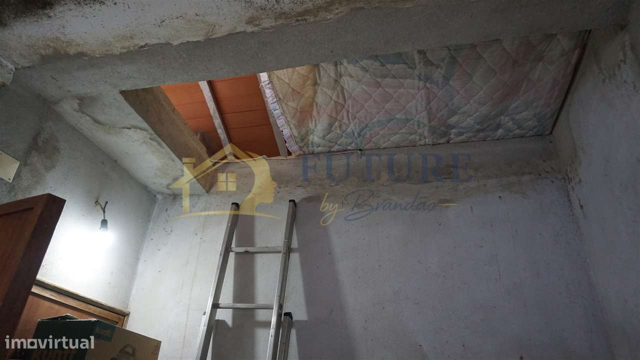 Moradia T3 Venda em Santa Iria de Azoia, São João da Talha e Bobadela,-24