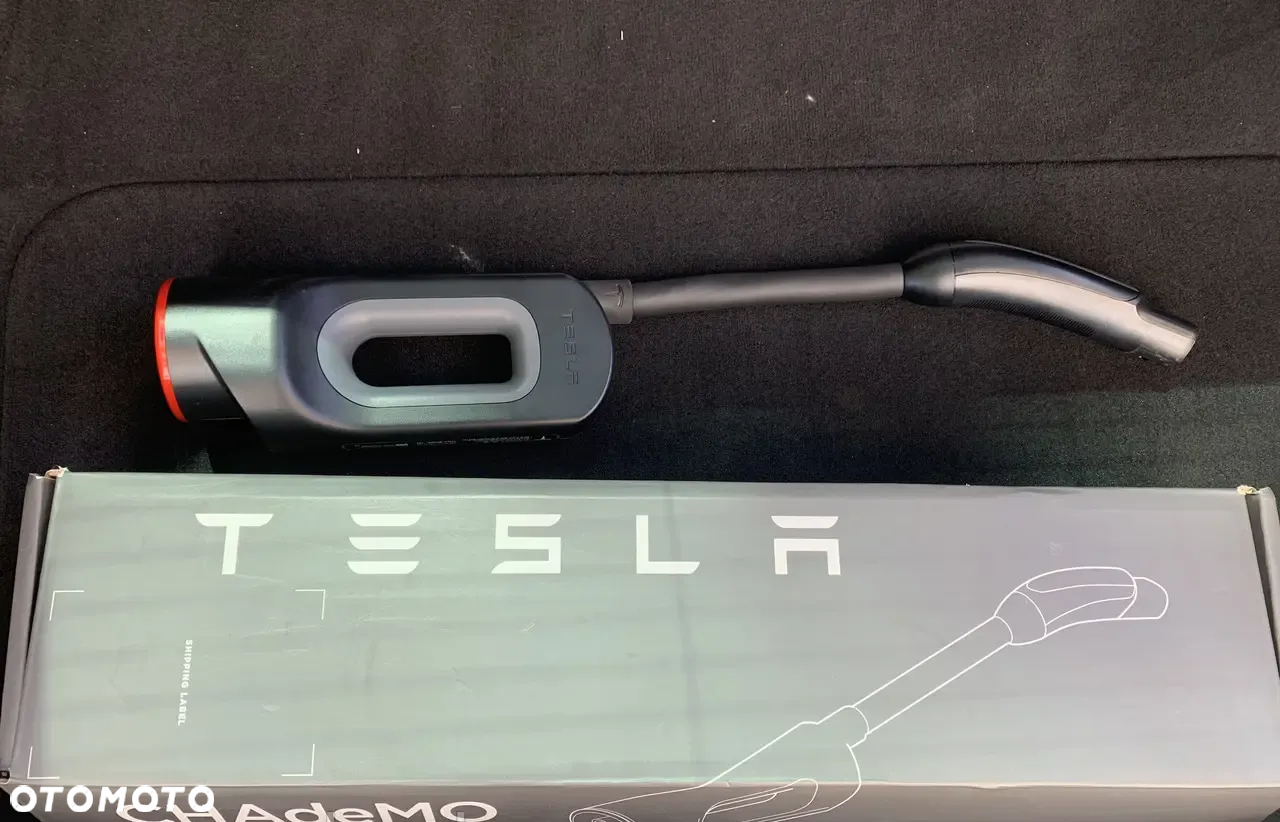 Tesla Model S Long Range Plus - 4