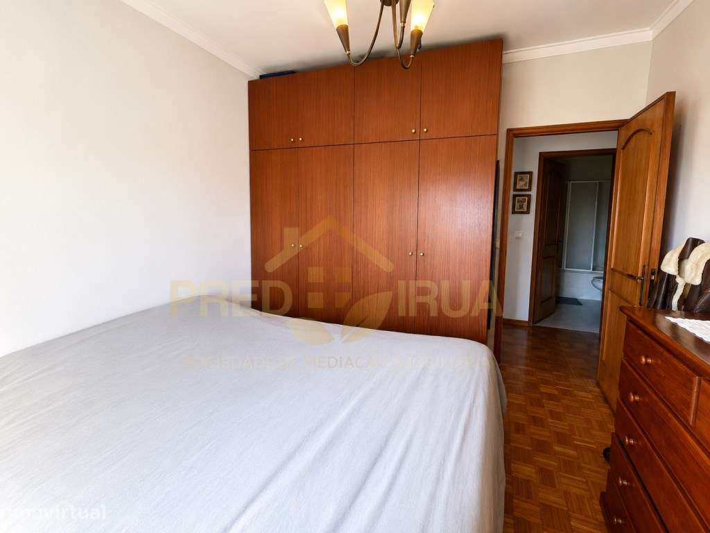 OPORTUNIDADE ÚNICA - T2 em Gulpilhares | Localização Privilegiada-17