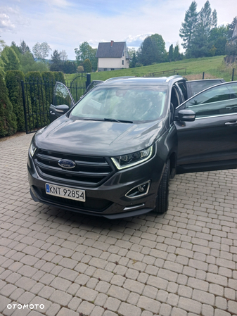 Ford EDGE 2.0 TDCi 4WD Titanium - 4