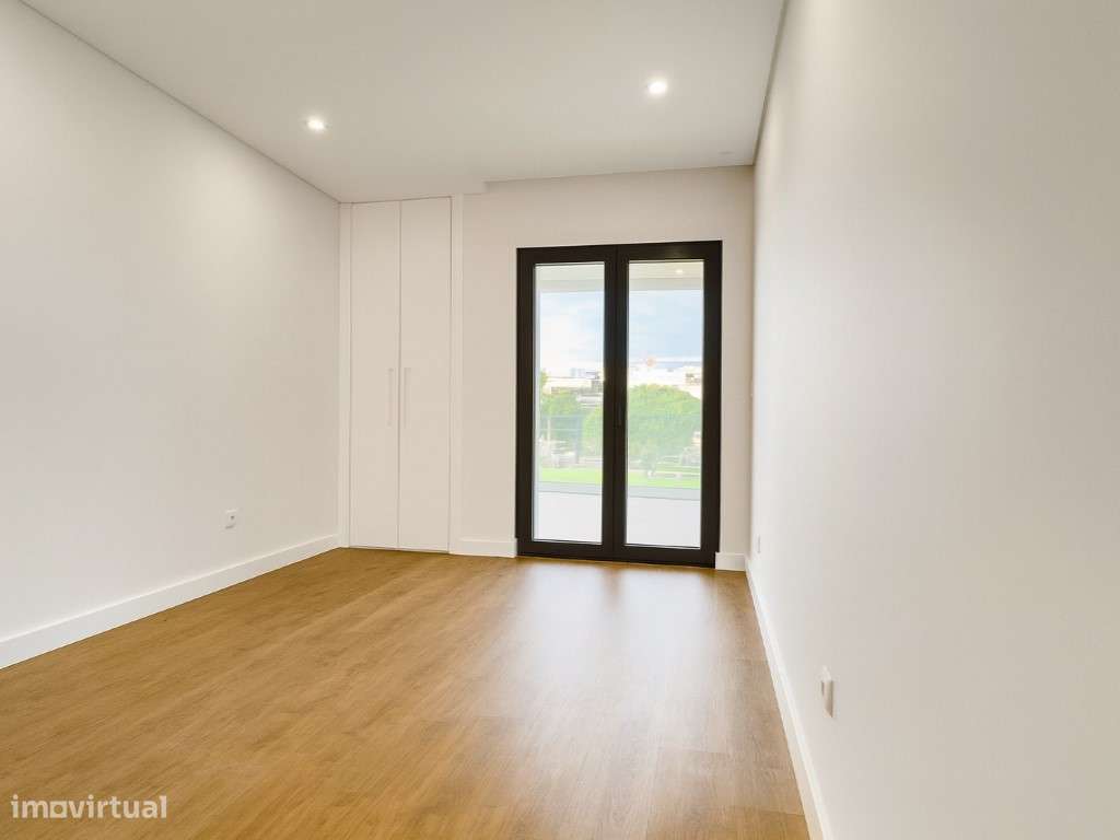 Apartamento T2 | 2 Suites |Lugar de garagem | Lavandaria | Arrecadação-20