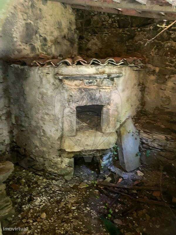 Moradia T2 para venda-9