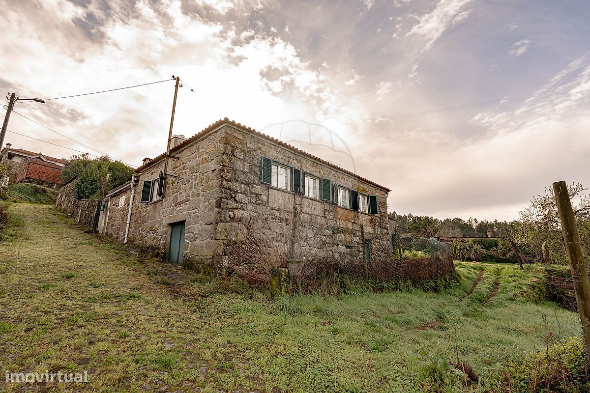 Moradia T2 para venda - Grande imagem: 1/31