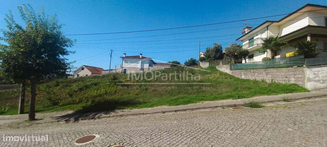 Lote 11 | 591 m² | Santo Emilião, Póvoa de Lanhoso, Braga-9