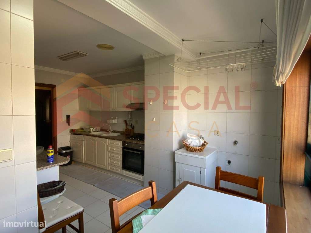 Apartamento T2 Mobiliado Pronto a Habitar-12