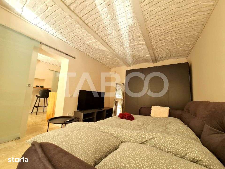 Garsoniera de vanzare recent renovata modern in zona Ultracentral - Imagine principală: 2/8