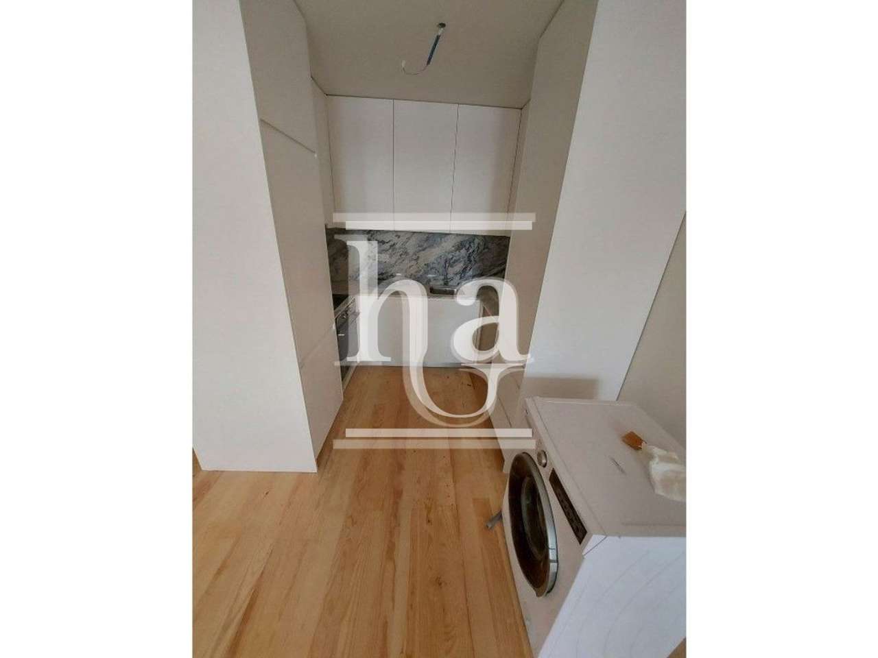 T2 com terraço centro Porto - Grande imagem: 5/18