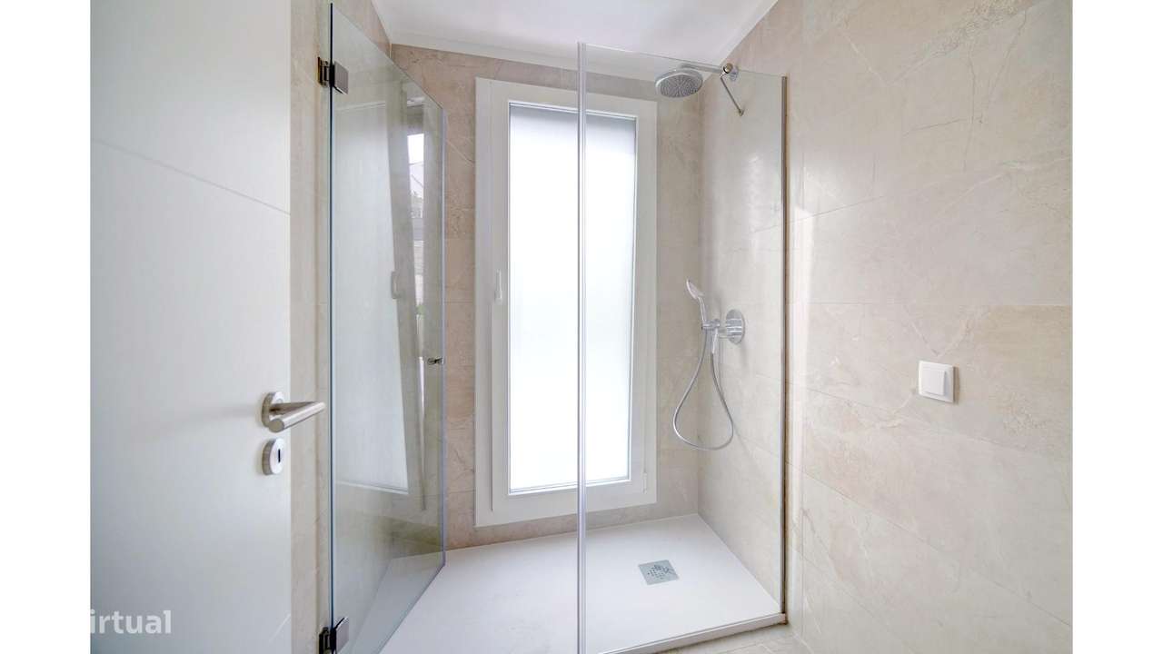 Moradia Isolada T4 na Murteira-19