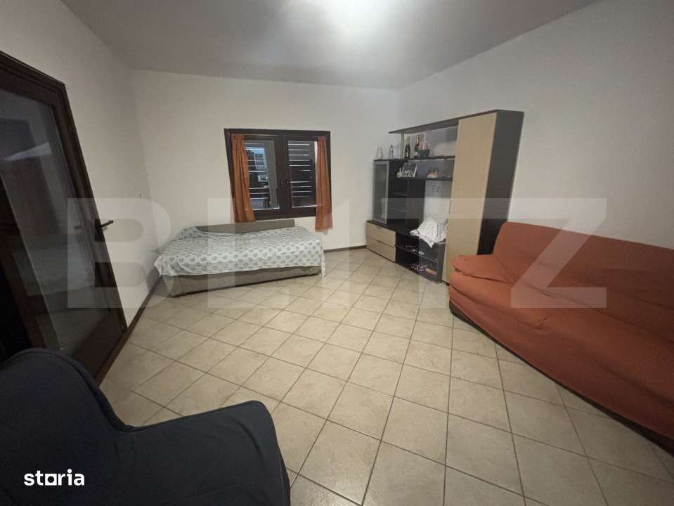 Casa de vanzare in zona linistita - Imagine principală: 1/5