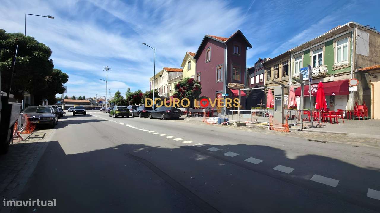 T0 Charmoso na Avenida Serpa Pinto – Matosinhos-40