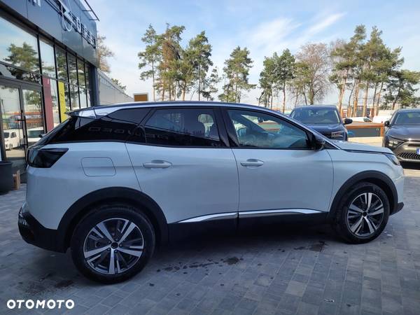 Peugeot 3008 1.2 PureTech mHEV Allure Pack S&S e-DCS6 - 6