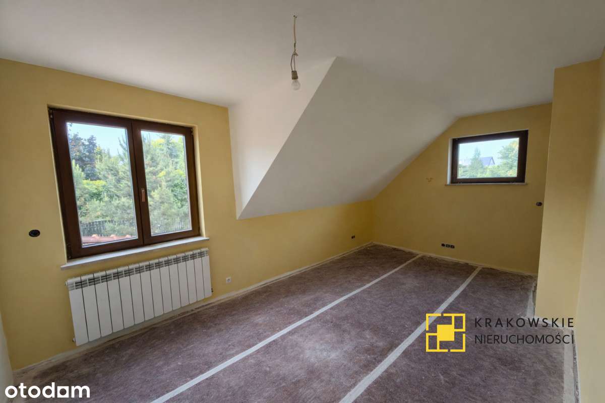 Przestronny Dom Z Potencjałem  260m2 W Pychowicach-11