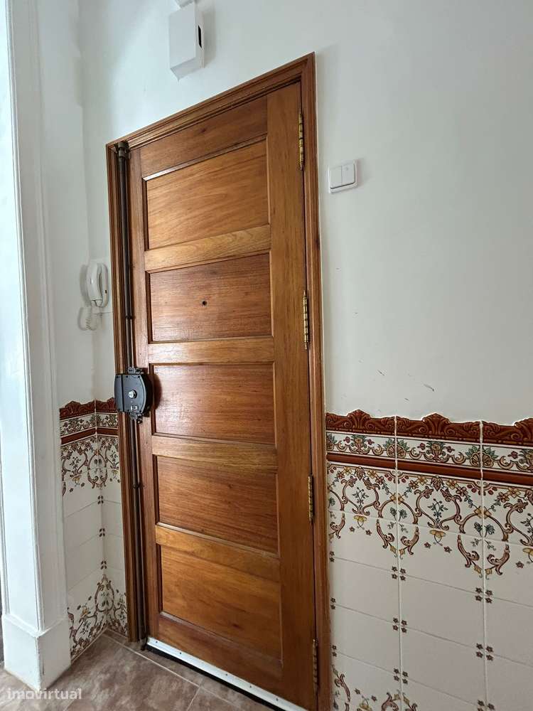 Apartamento T1+1 em Propostas Múltiplas-22