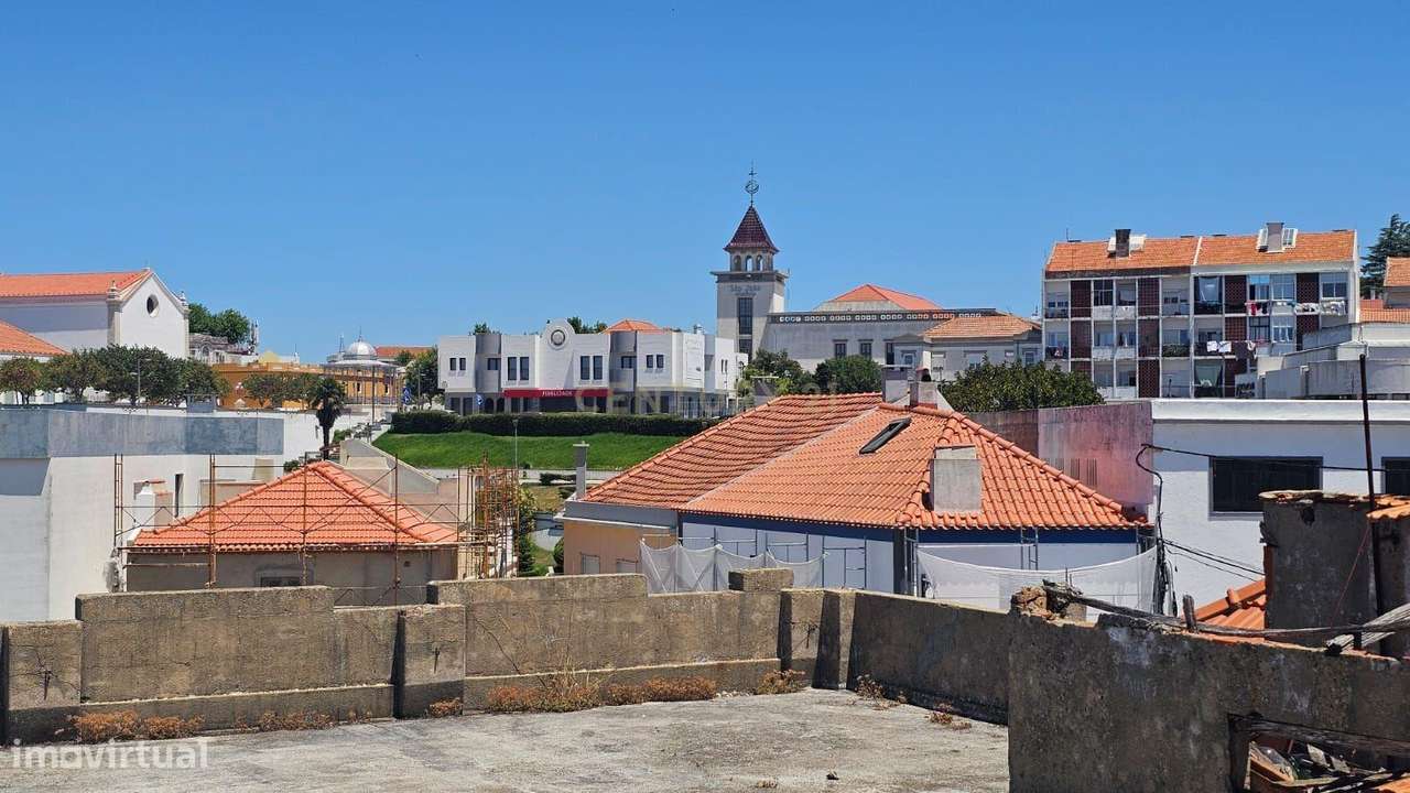 Prédio para Reabilitação no Centro Histórico de Palmela-8