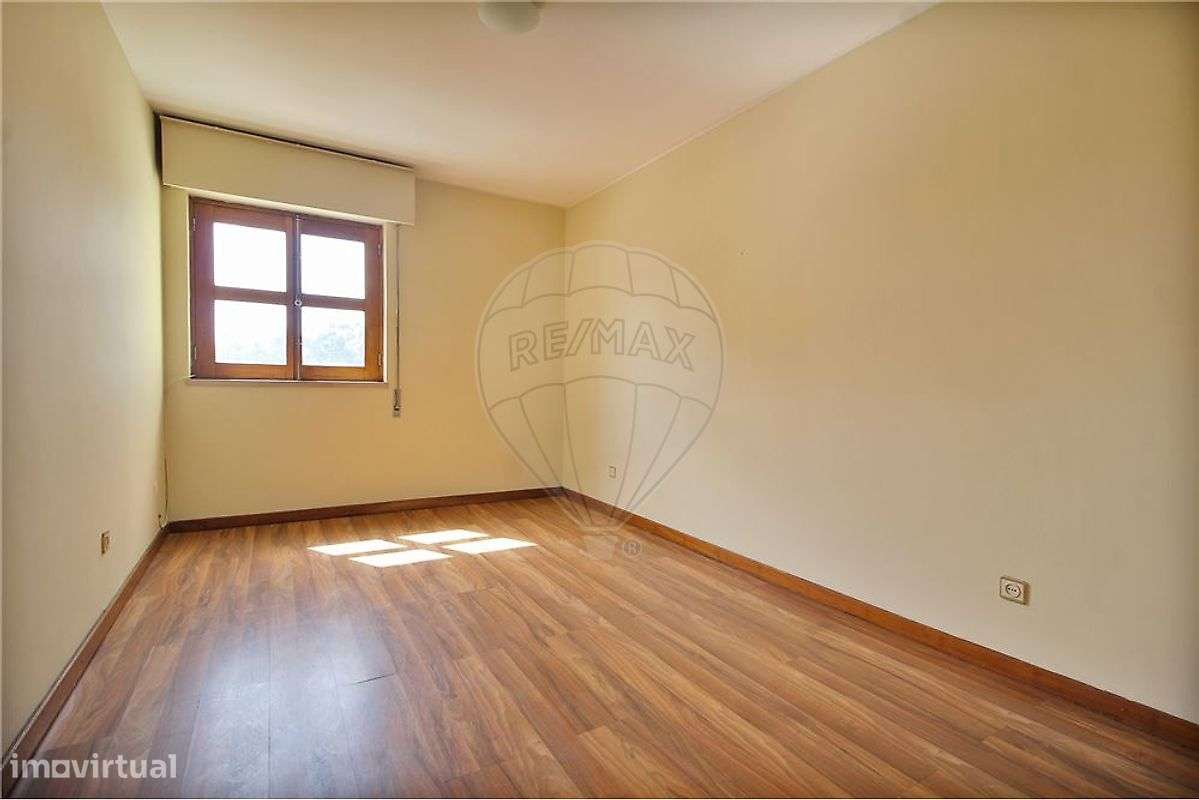 Moradia T3 - Quinta do Olho D´ Água - Esgueira-8