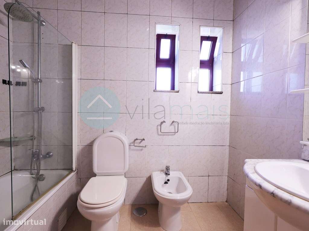 Apartamento T2 com garagem e arrumos - Rua Campo da Cana, Valongo-12