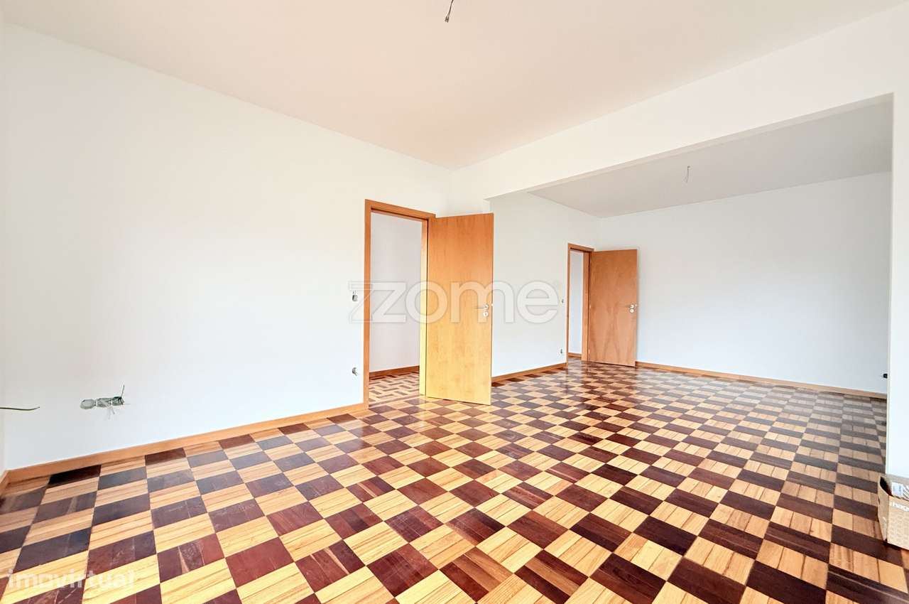 Andar moradia T3 em Carreira e Bente - Vila Nova de Famalicão - Grande imagem: 3/27