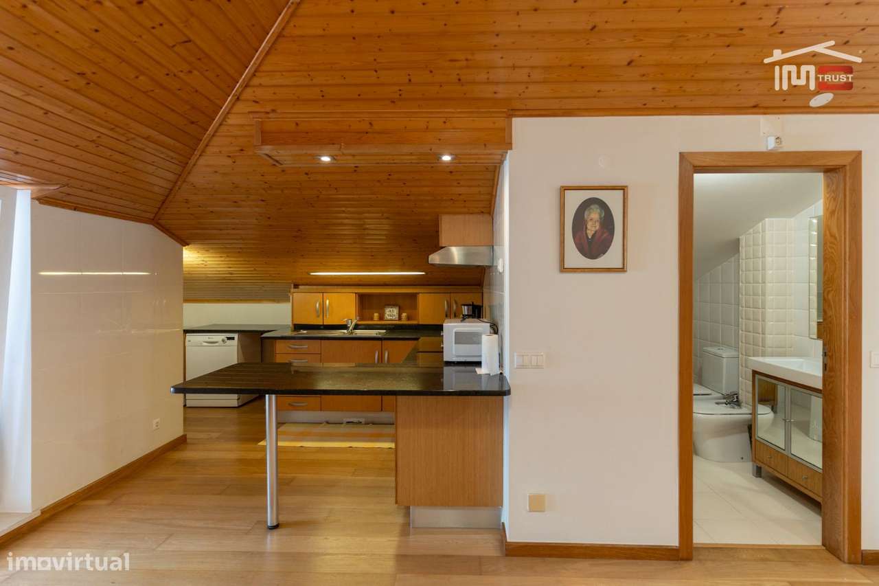 FANTASTICO APARTAMENTO T1 MOBILADO A 100 METROS DO SANTUARIO DE FAT... - Grande imagem: 4/17