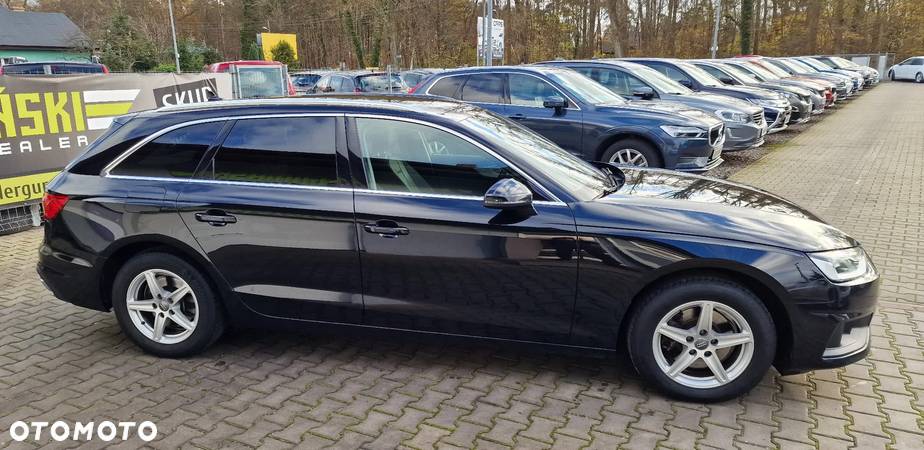 Audi A4 Avant 30 TDI S tronic - 11