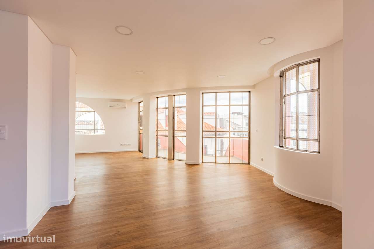 Apartamento Duplex - Centro de Ponta Delgada - Grande imagem: 5/33