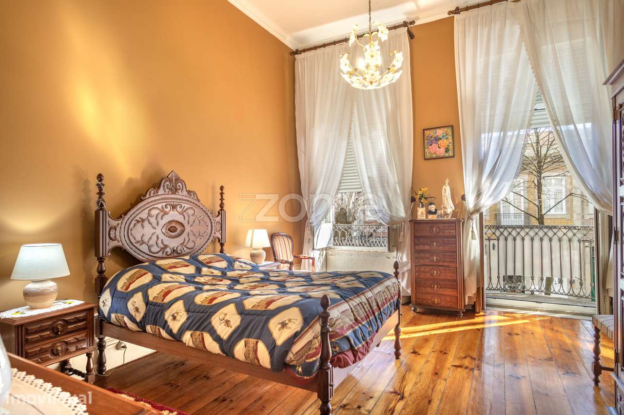 Moradia T5 no Bonfim com jardim de 110 m² - Grande imagem: 3/59