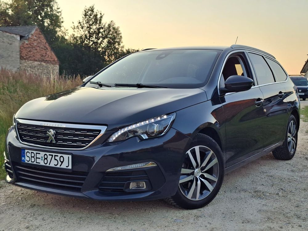 Peugeot 308 T9 (2014-2021) BlueHDi 130 Stop & Start Allure Business-Paket 2019