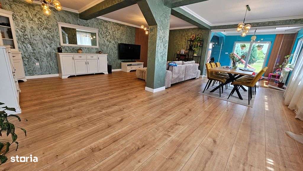 Casa de vanzare in oras, Cartierul Unirii, ideal pentru invesitie-17