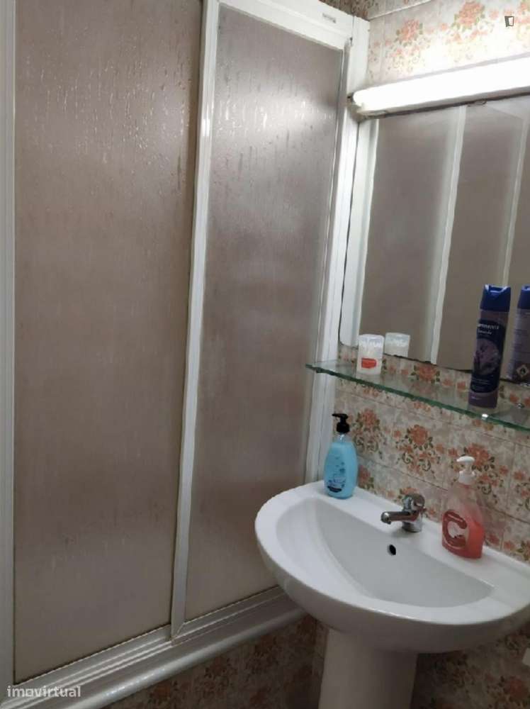 Quarto - localizado em Lumiar Lisbon - Grande imagem: 5/19