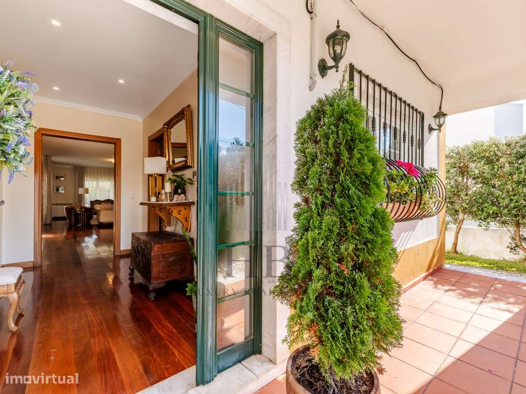 Moradia Tradicional T4 | Vista Serra de Sintra | Morelinho | Sintra - Grande imagem: 2/60