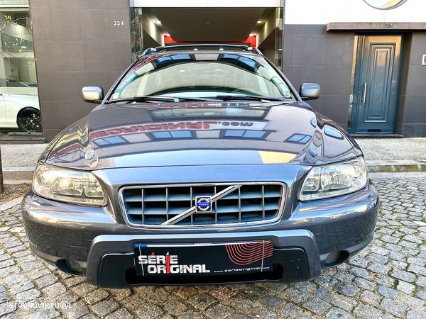 Volvo XC 70 D5 Nivel 2 - 2