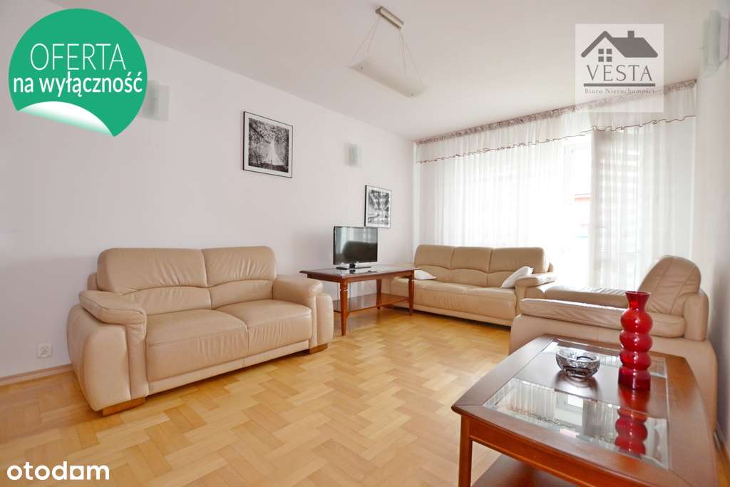 Przestronne mieszkanie, os. Poręba, ul. Rubinowa - Pełny obrazek: 1/11