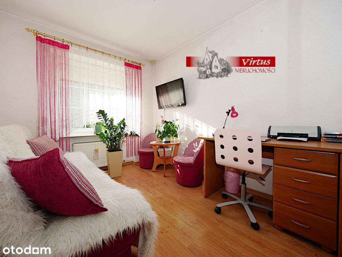 dome przy ścianie lasu-13